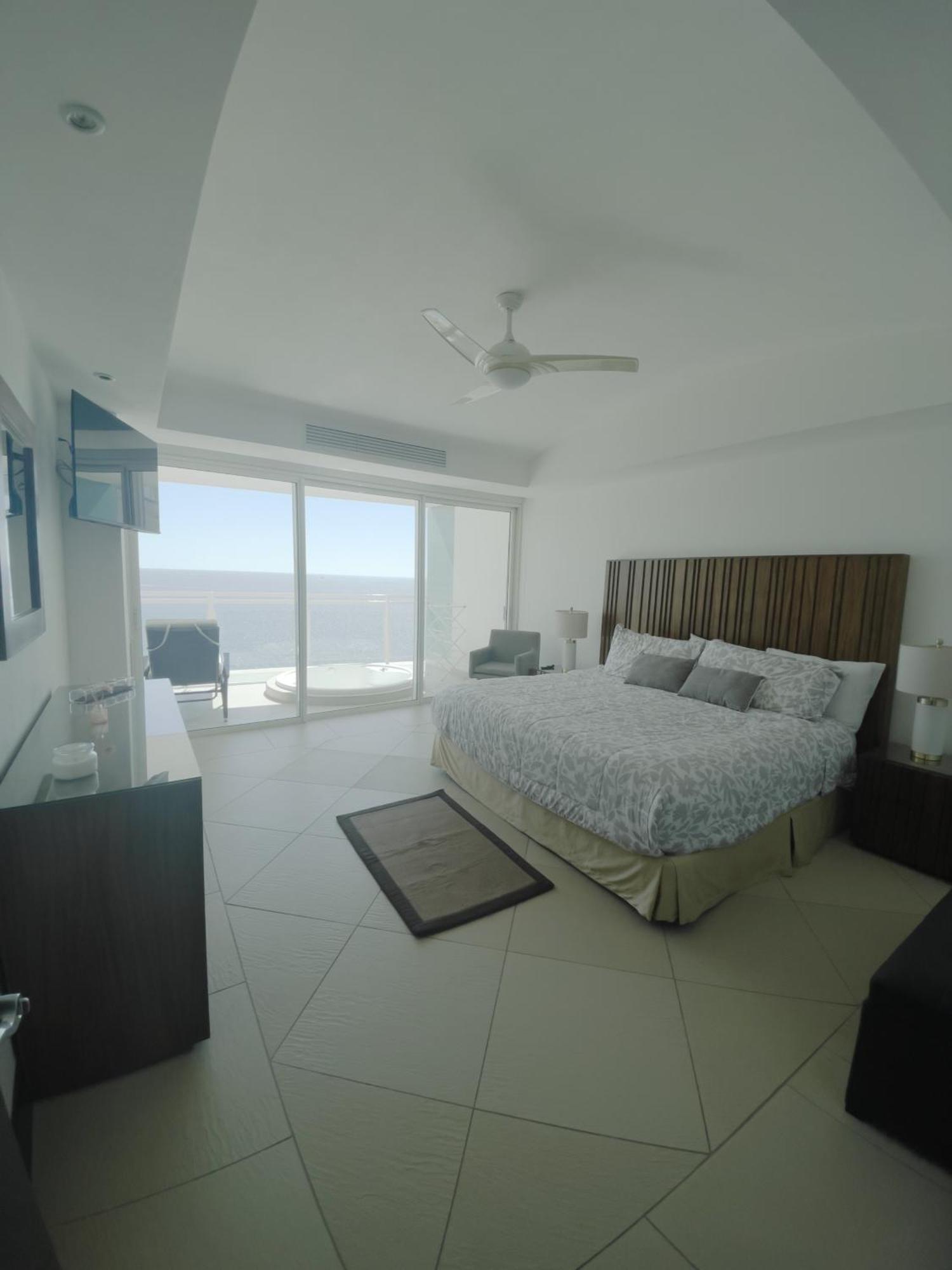 Bay View Grand Marina Ixtapa Condo En Pie De Playa מראה חיצוני תמונה