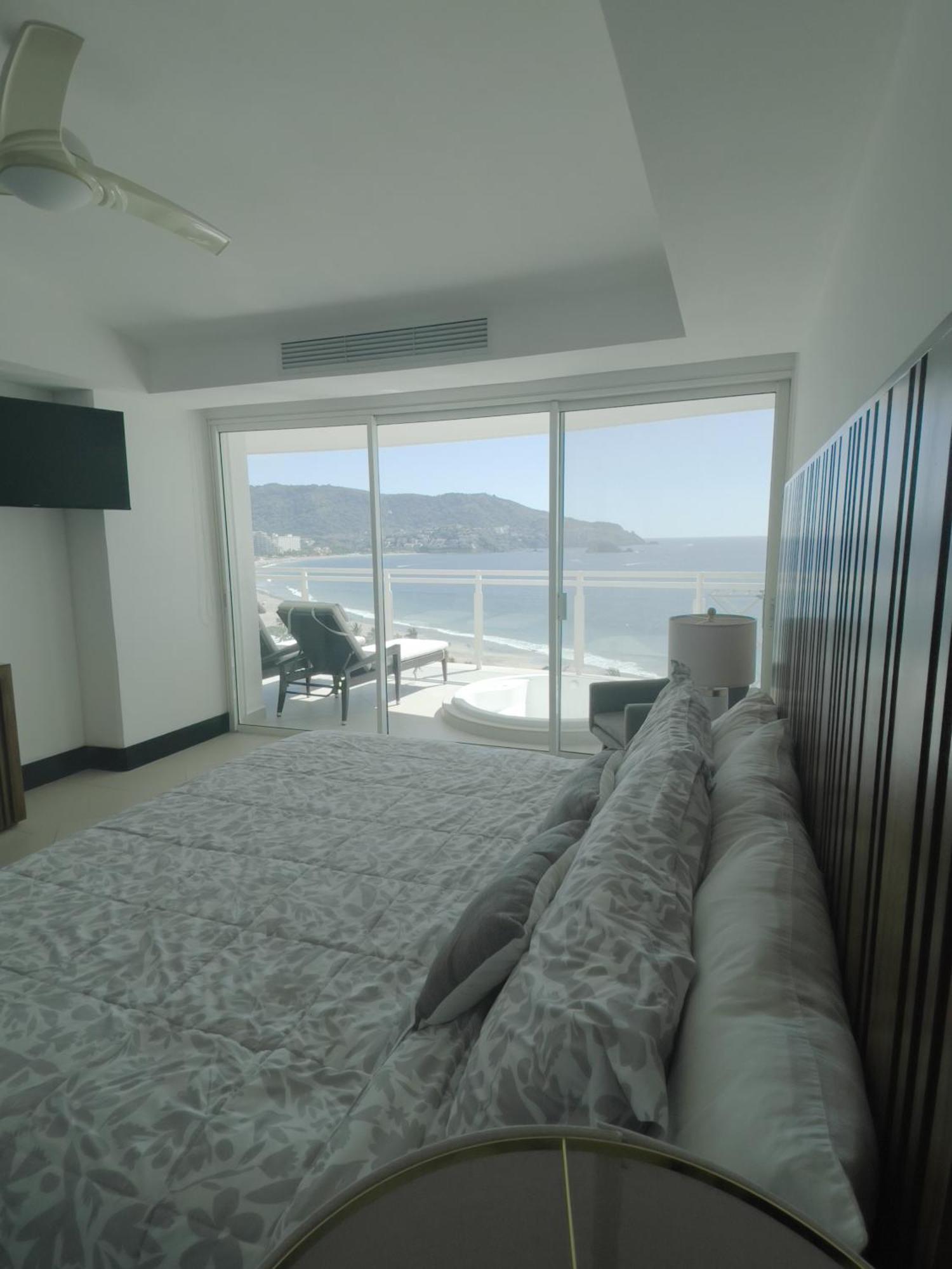 Bay View Grand Marina Ixtapa Condo En Pie De Playa מראה חיצוני תמונה